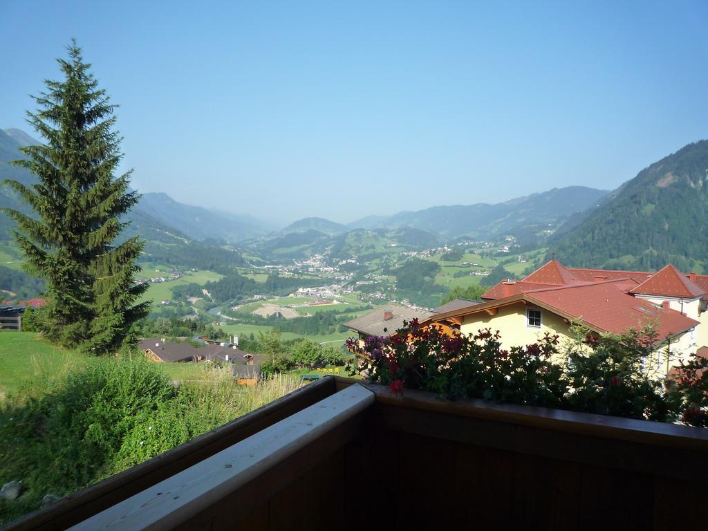 Appartement Bergkristall Sankt Johann im Pongau Room photo